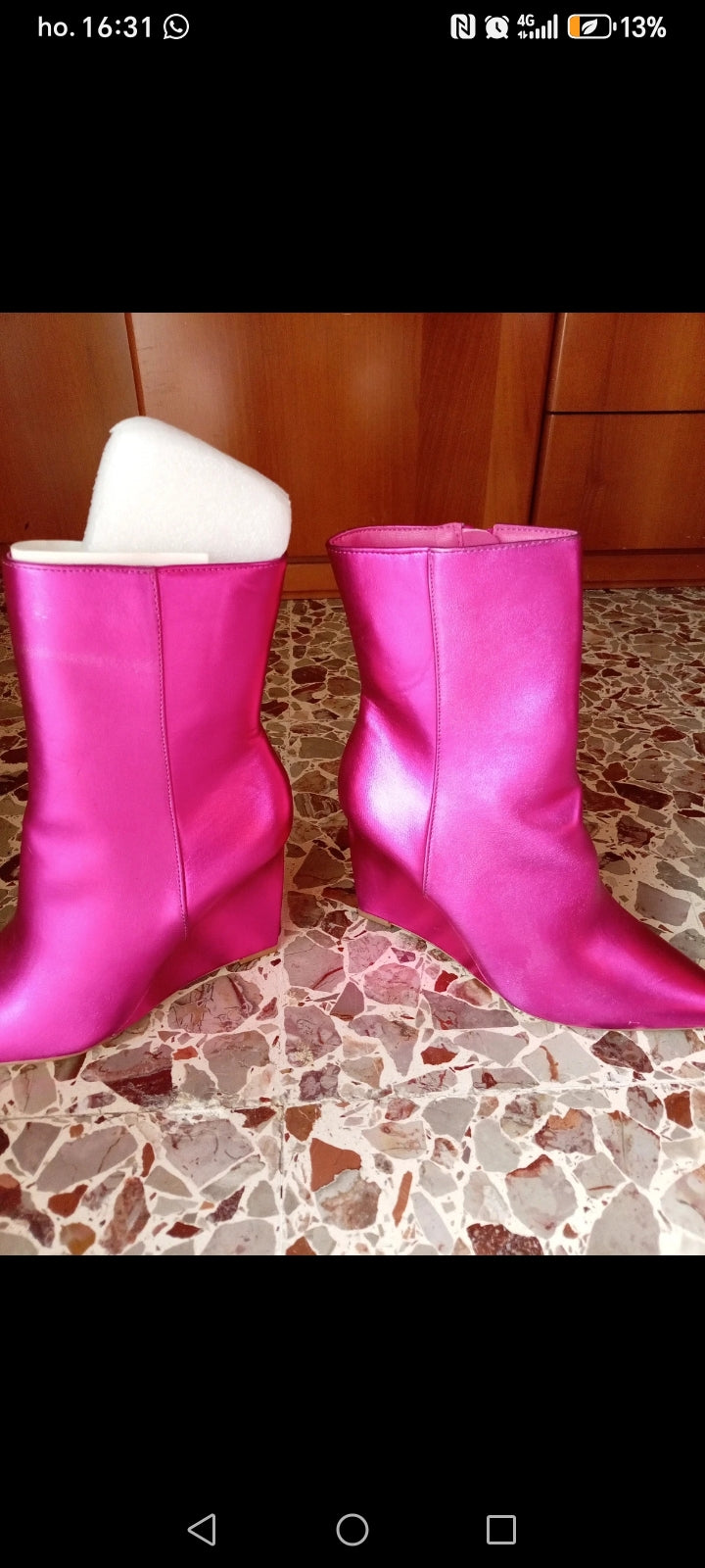 Senza titolo 19feb_16:Descrizione

Chi acquista avrà 9 omaggi yt nuovi kdolls kill nuovi ancora imballati scatola persa

Nuovo di pacса

Sono fuxia brillantinati tipo kowboy modello Iconico ed elegante W

#yt2k #fashionstyle #saldi #scontisuiset

#vinta28