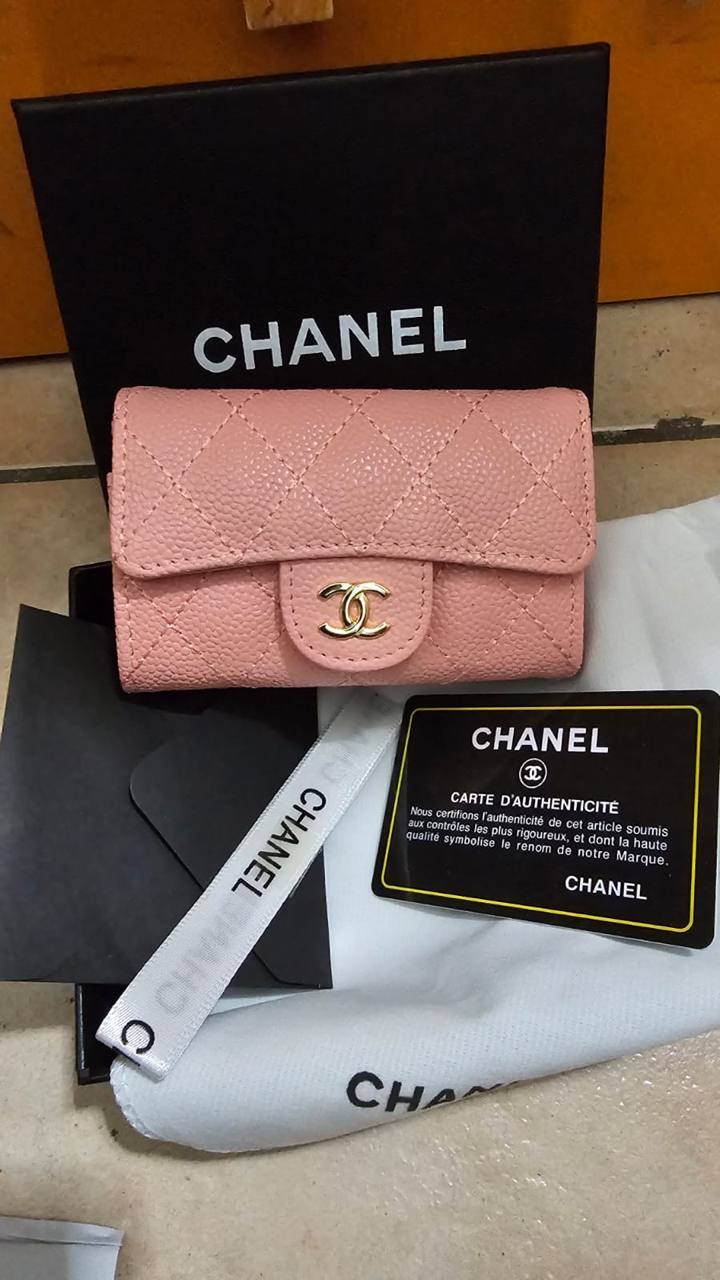 Chanel Borsa Timeless Caviar Medium Nero.