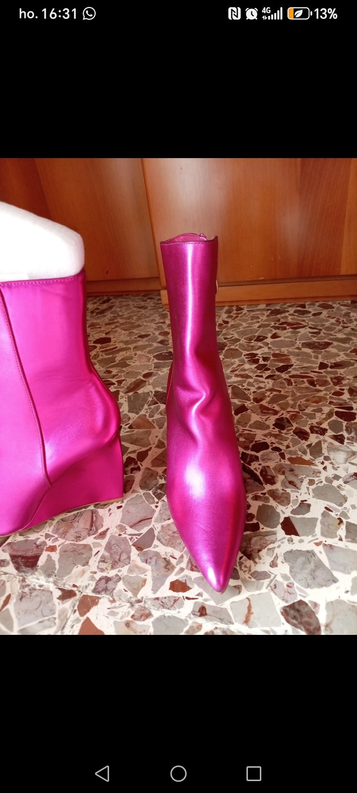 Senza titolo 19feb_16:Descrizione

Chi acquista avrà 9 omaggi yt nuovi kdolls kill nuovi ancora imballati scatola persa

Nuovo di pacса

Sono fuxia brillantinati tipo kowboy modello Iconico ed elegante W

#yt2k #fashionstyle #saldi #scontisuiset

#vinta28