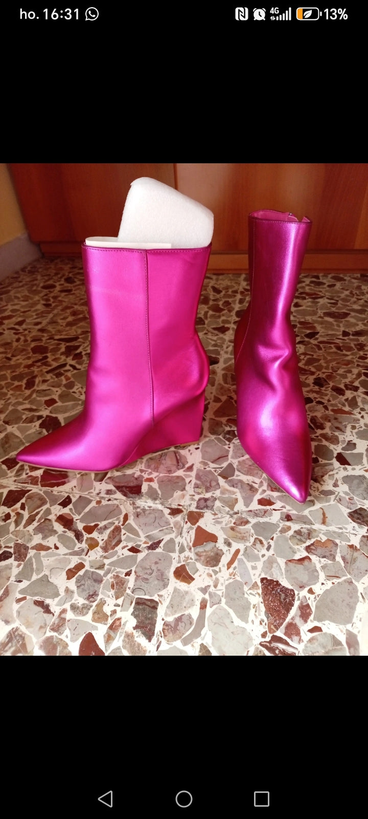 Senza titolo 19feb_16:Descrizione

Chi acquista avrà 9 omaggi yt nuovi kdolls kill nuovi ancora imballati scatola persa

Nuovo di pacса

Sono fuxia brillantinati tipo kowboy modello Iconico ed elegante W

#yt2k #fashionstyle #saldi #scontisuiset

#vinta28