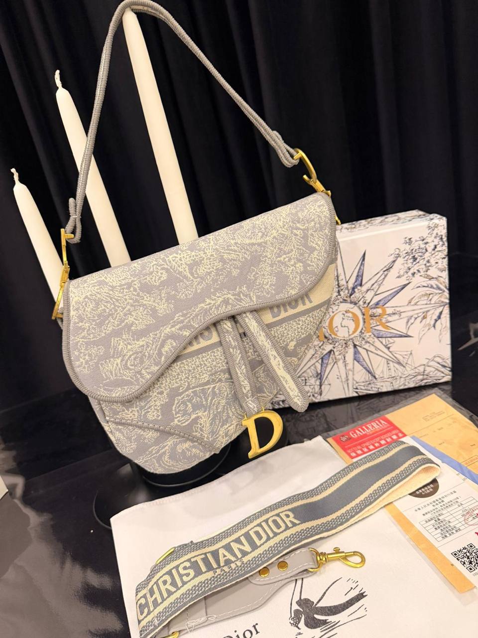 Borsa da sella Dior in ricamo Toile de Jouy blu/Grey /black